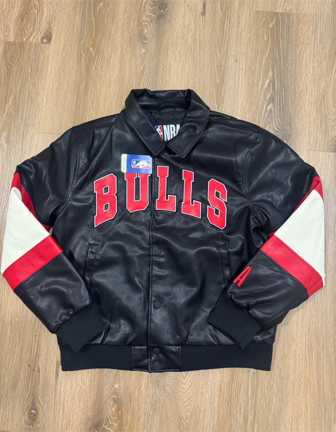NBA Chicago Bulls Jacket Size Large