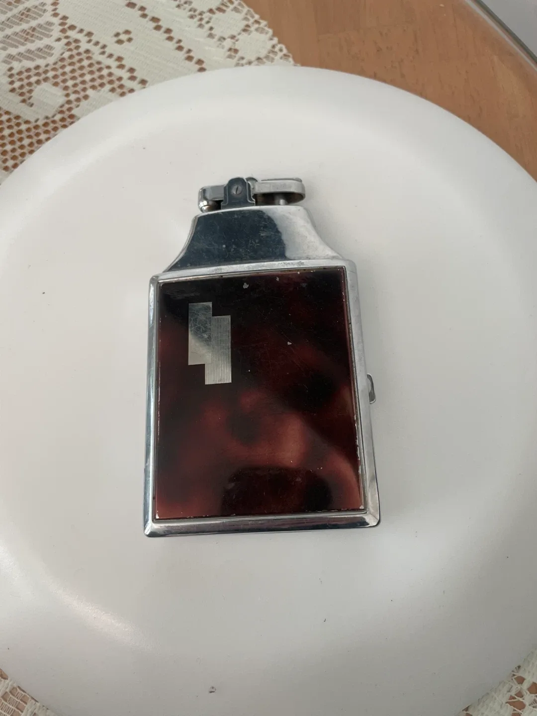 Vintage Cigarette Case Lighter & Box image indicator(3)