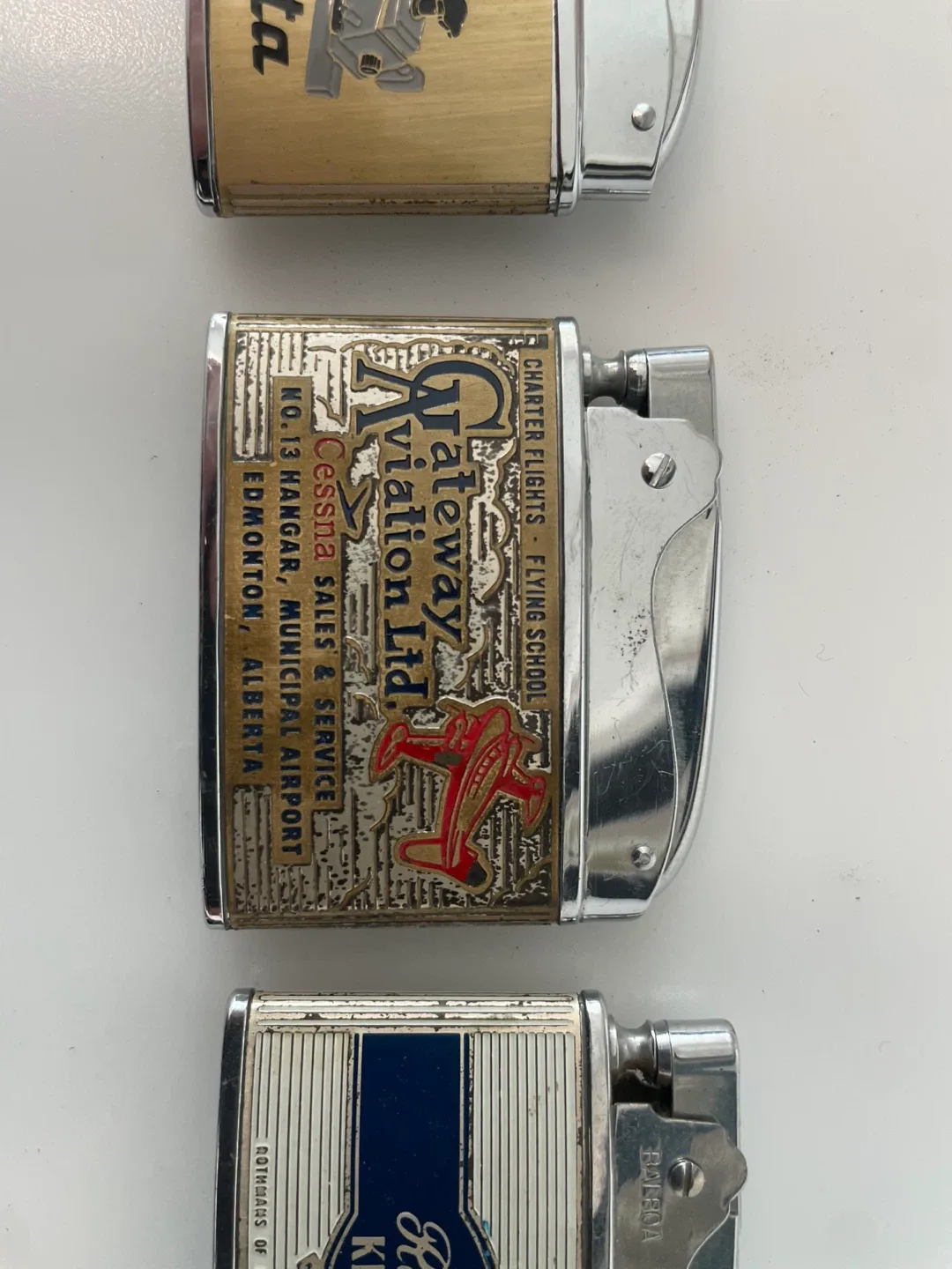 Vintage Cigarette Lighters image indicator(8)
