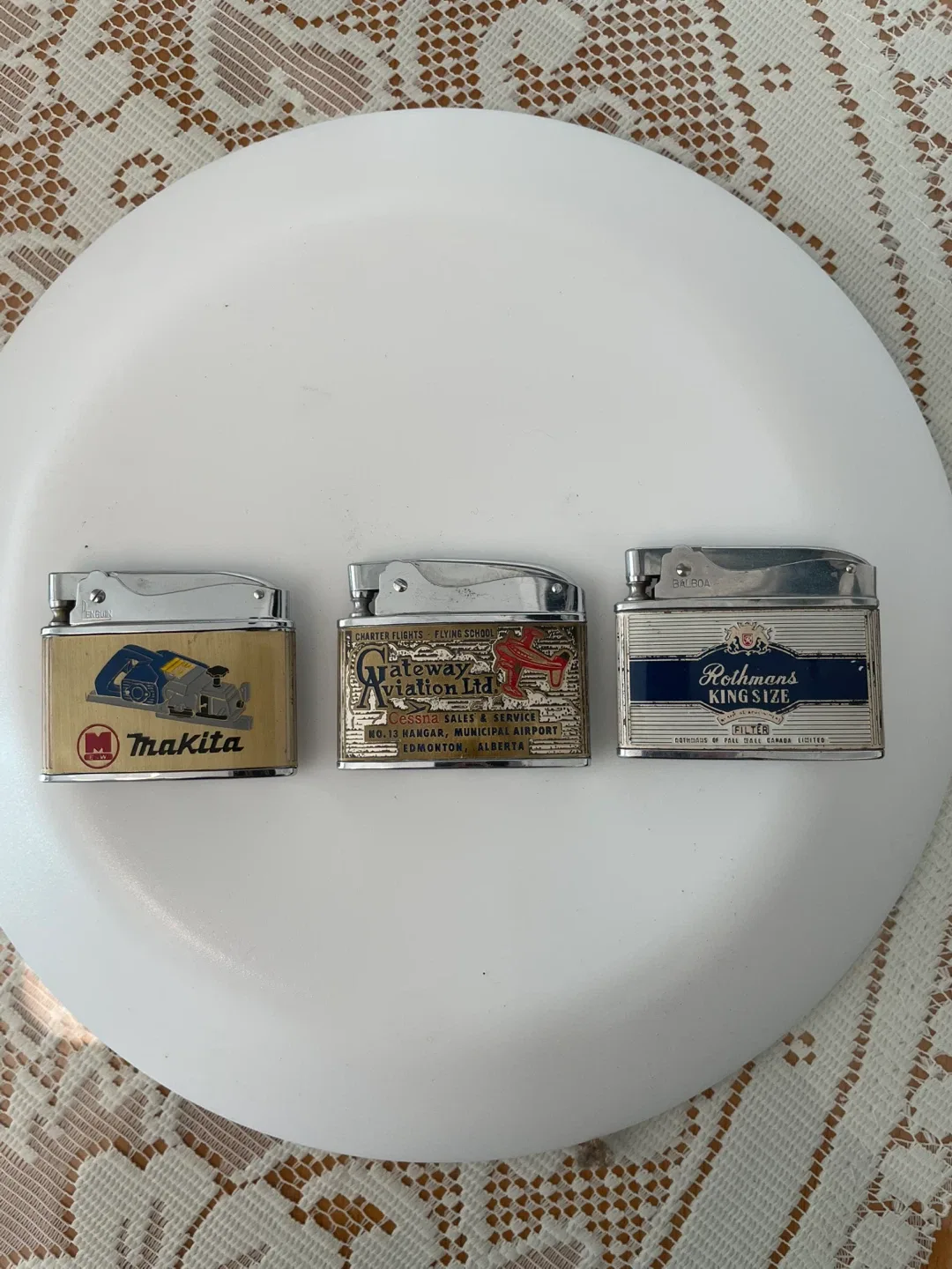 Vintage Cigarette Lighters image indicator(10)