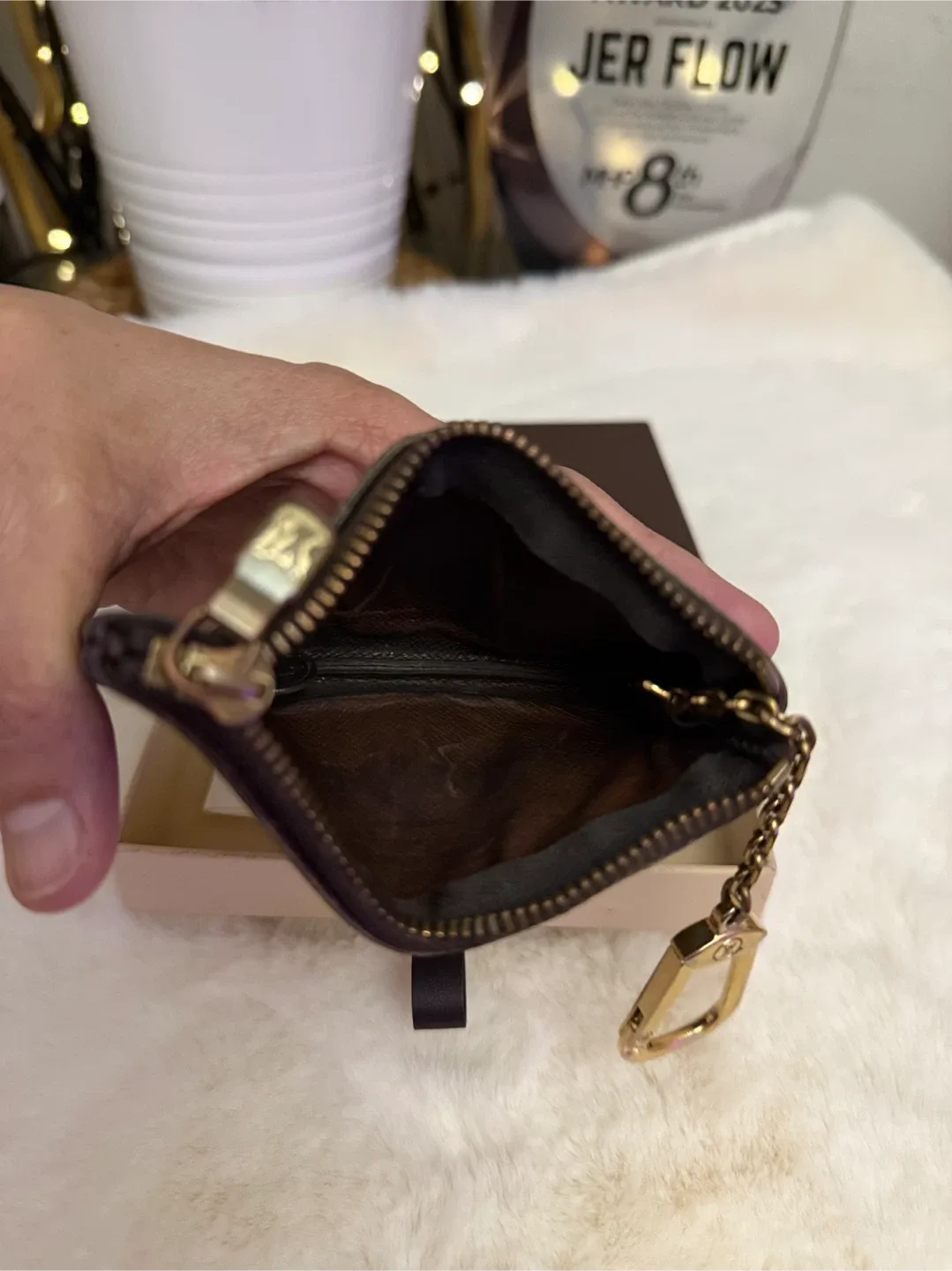 Louis Vuitton Monogram Key Pouch image indicator(4)