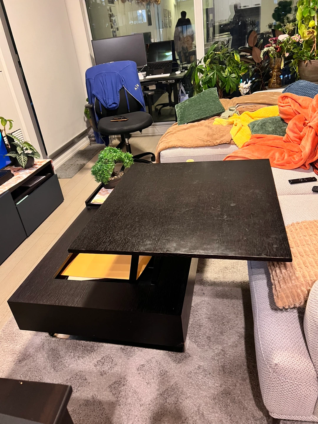 Black Lift Top Coffee Table