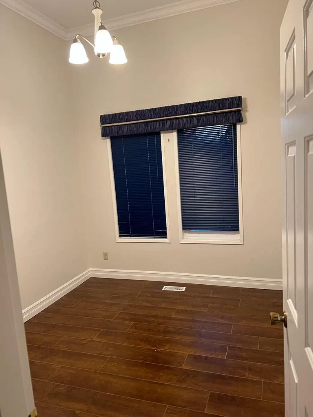 2 bed 1 bath house image indicator(6)