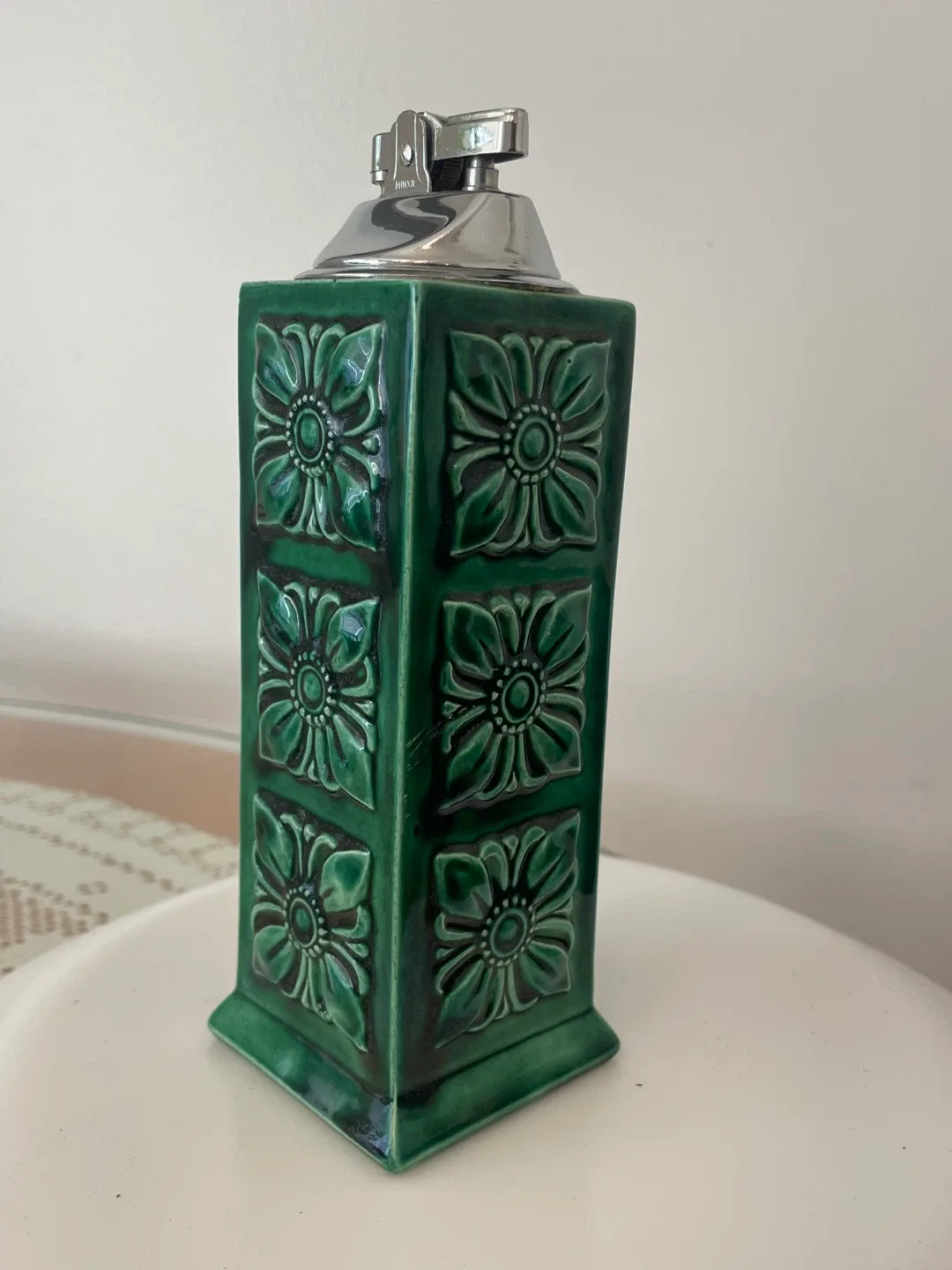 Vintage Novelty Lighters image indicator(9)