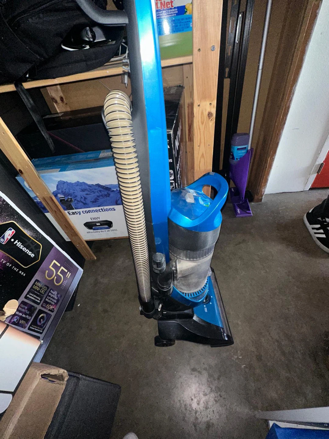 Hoover WindTunnel Vacuum - Blue - photo 3