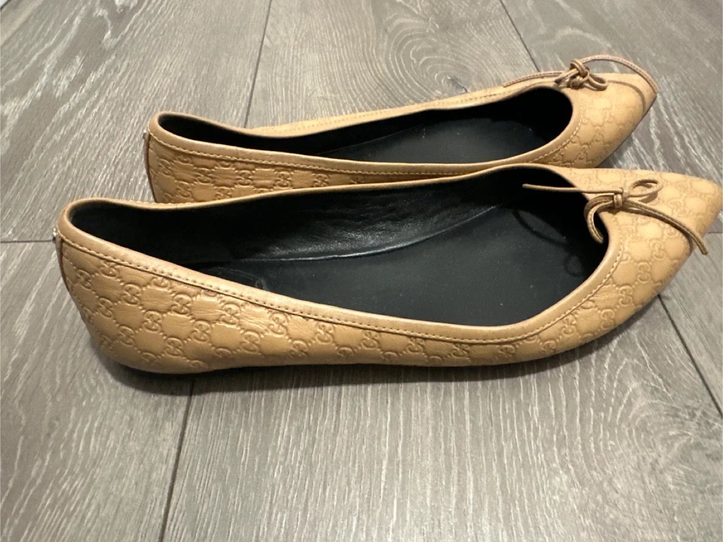 Gucci Ballerina Flats, Size 9 image indicator(2)