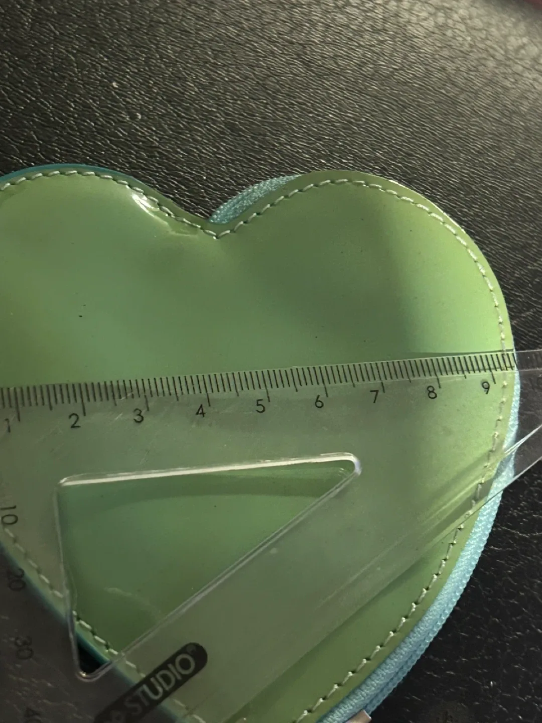 Tiffany & Co. Heart Coin Pouch image indicator(7)