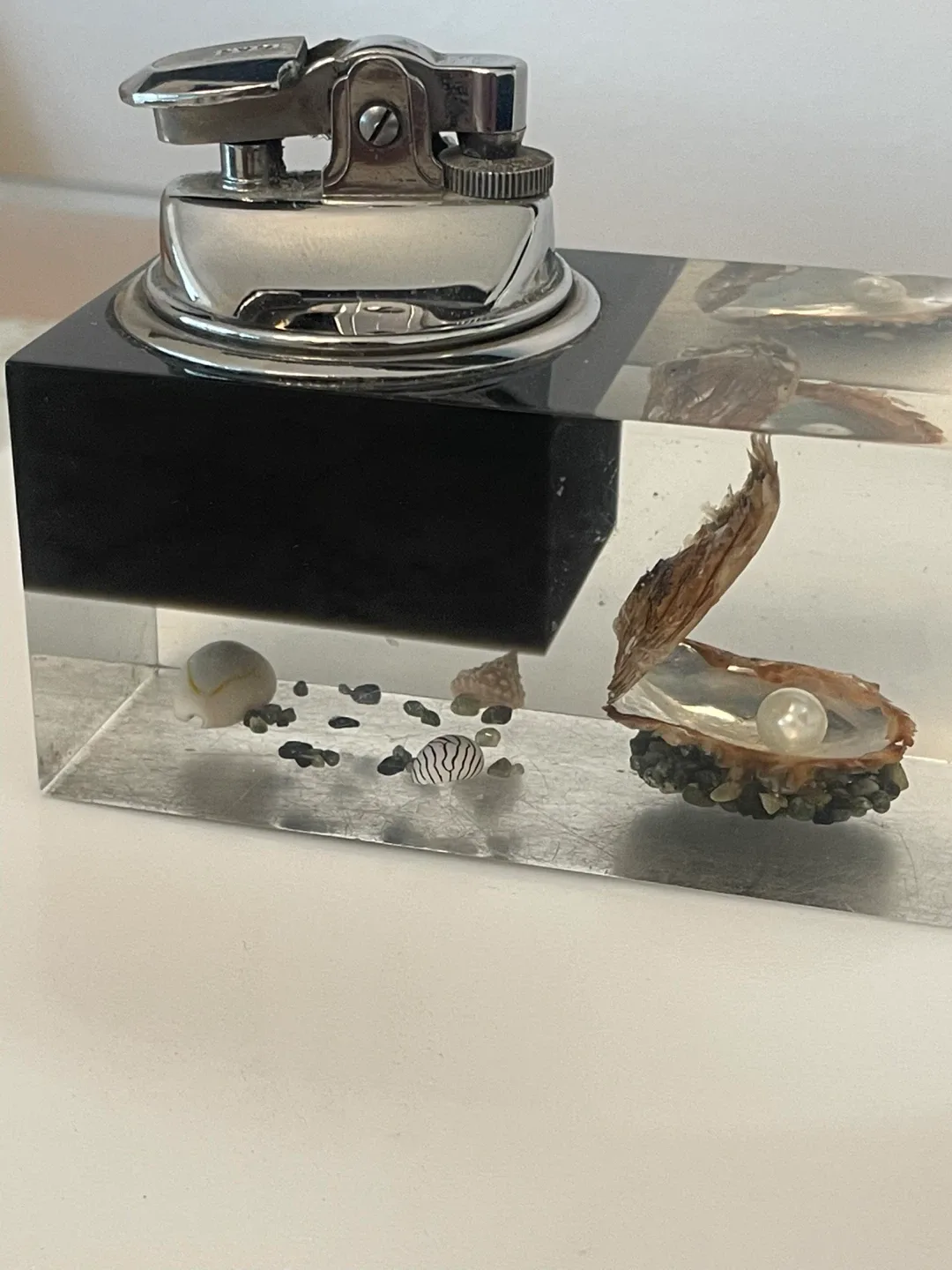 Vintage Gold Tone Lighters - 2 Unique Designs image indicator(2)