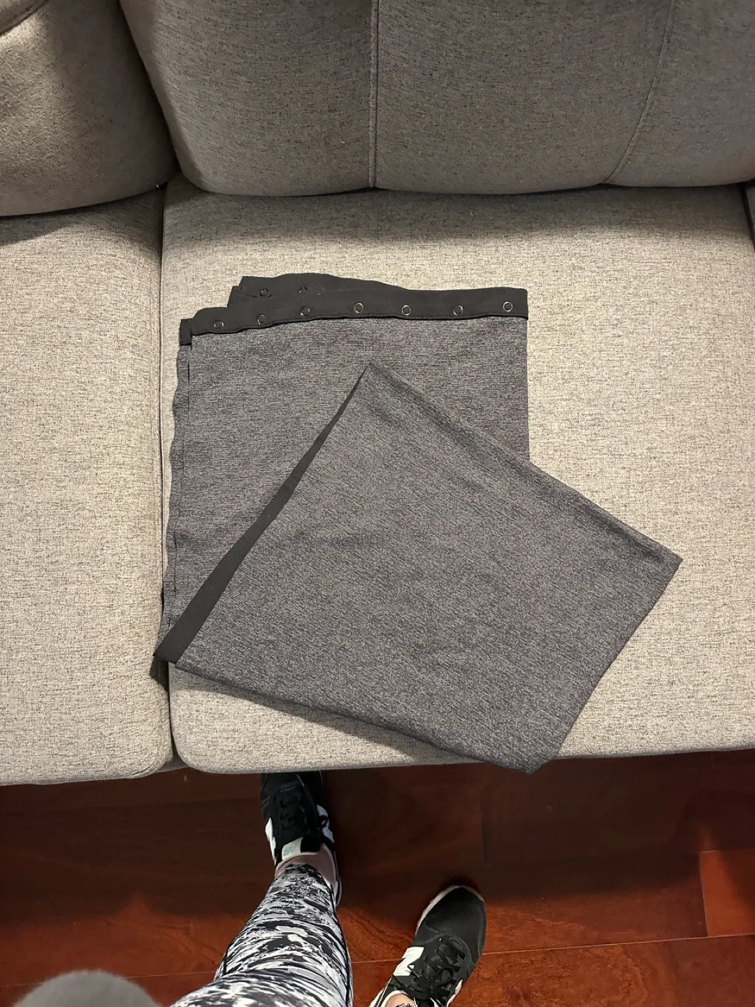 Lululemon Black/Gray scarf image indicator(6)