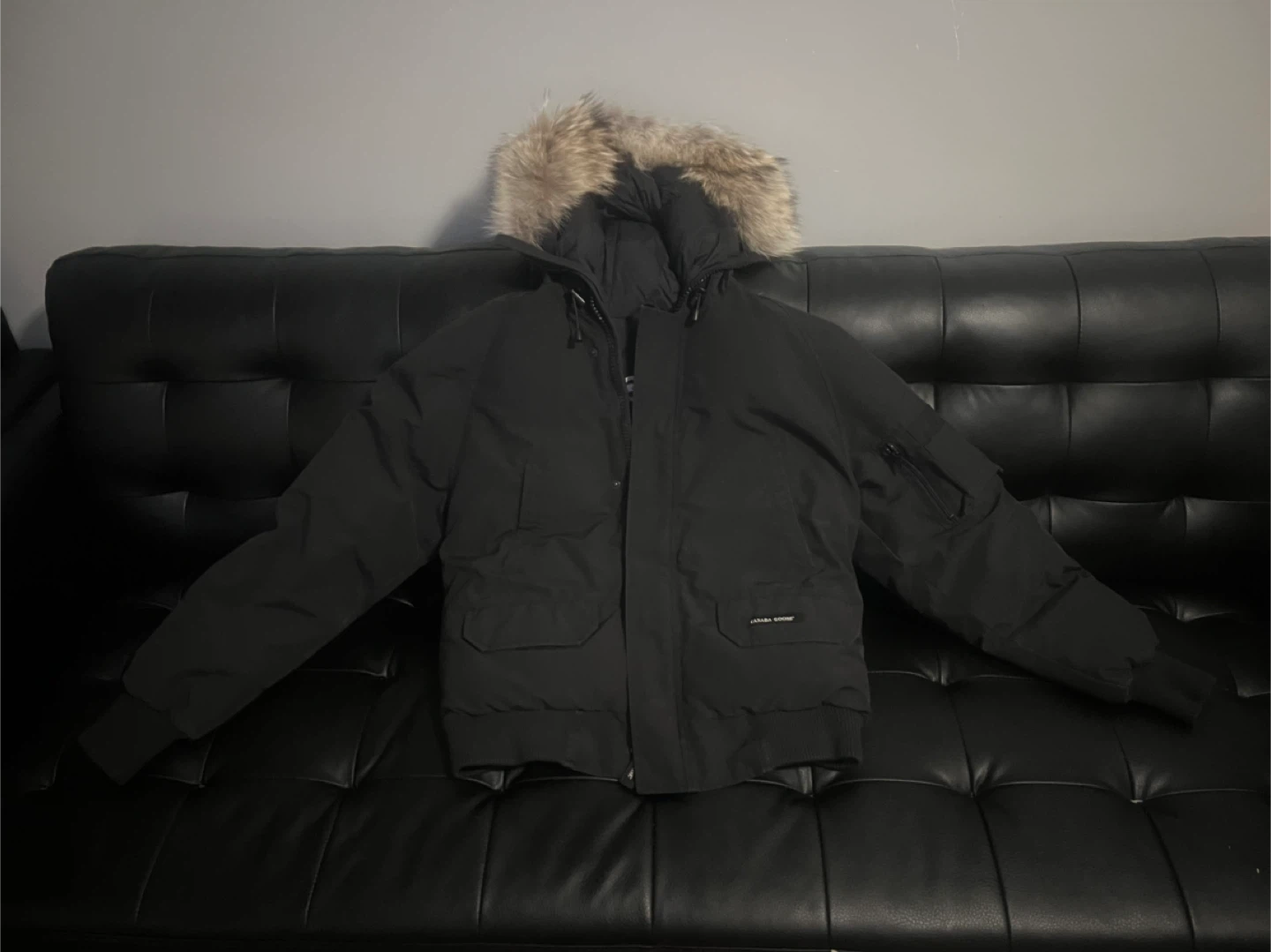 Canada Goose Bomber Jacket - Size S - photo 2