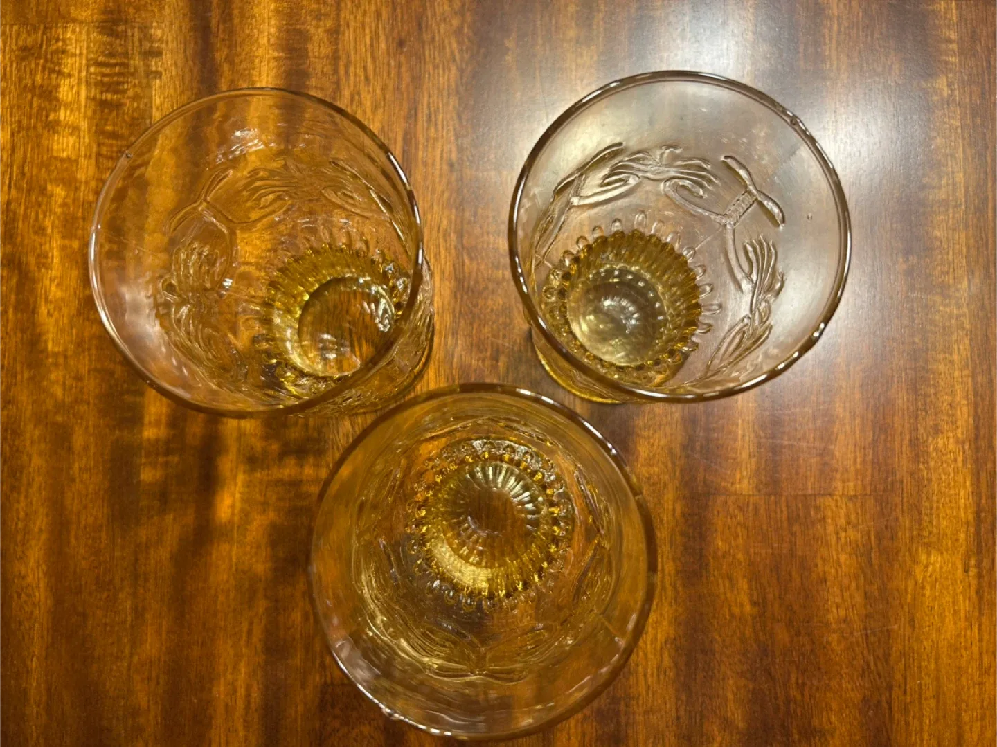 Vintage MCM Glass Footed Tumblers image indicator(2)