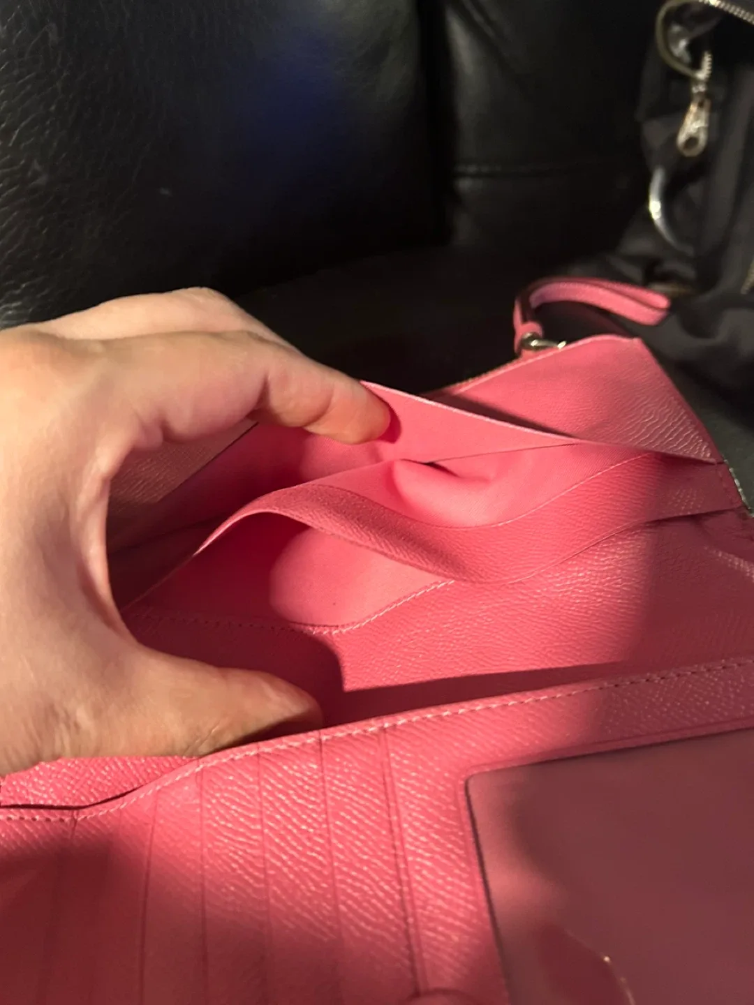 Coach Pink Leather Wallet image indicator(4)