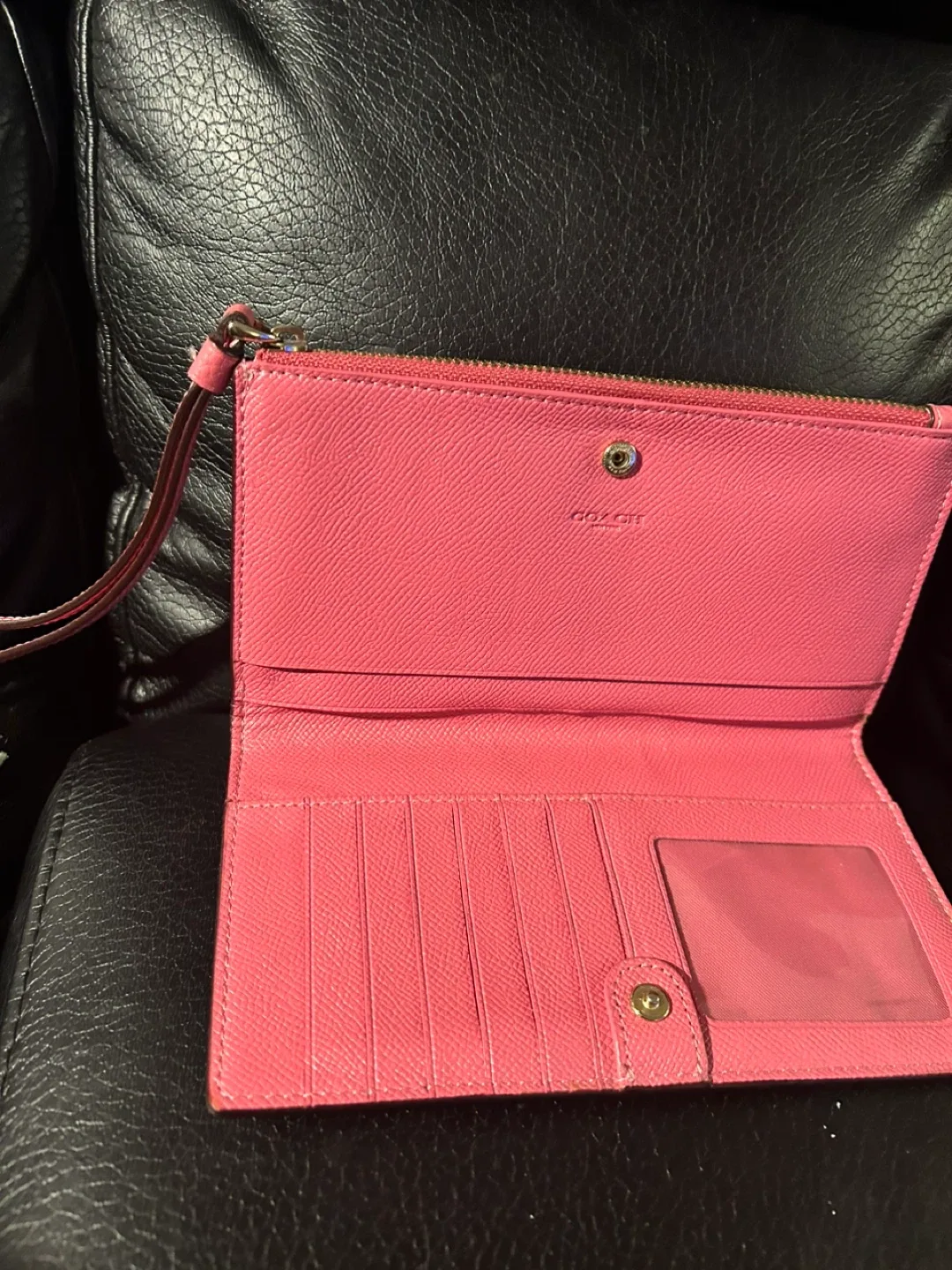 Coach Pink Leather Wallet image indicator(2)