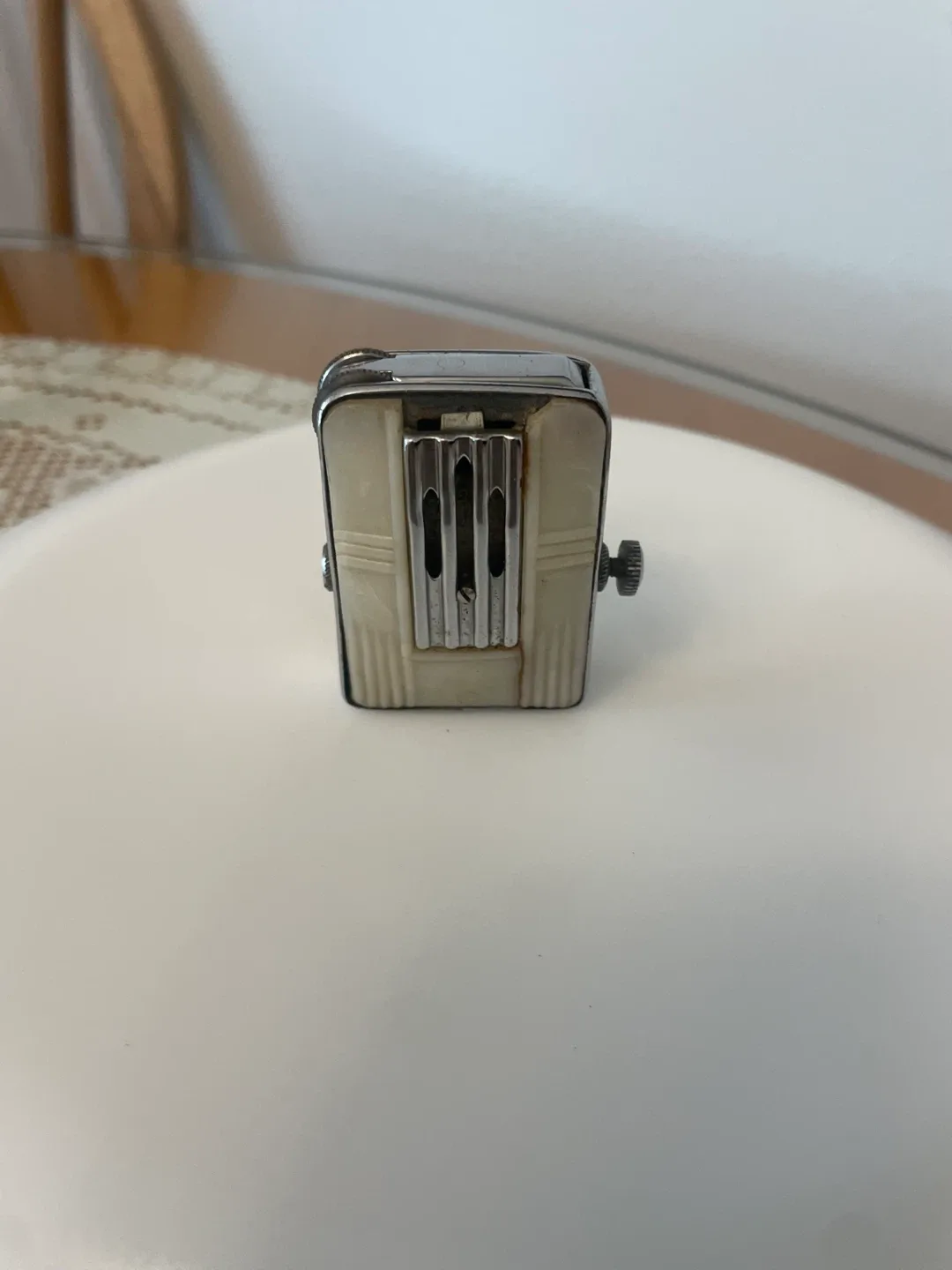 Vintage Lighters - Collectible image indicator(7)