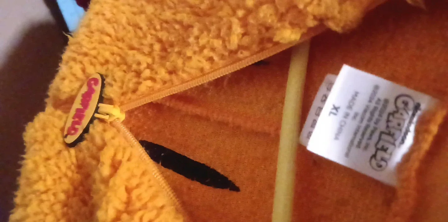 Garfield XL Onesie image indicator(3)