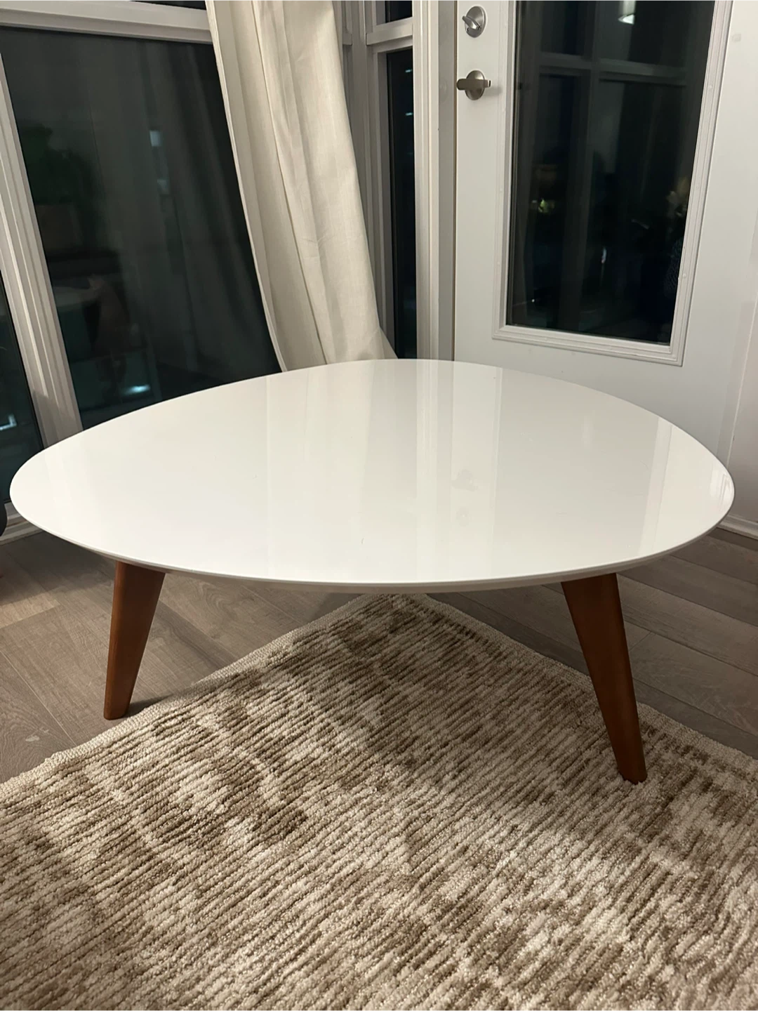 White Modern Coffee Table - photo 2