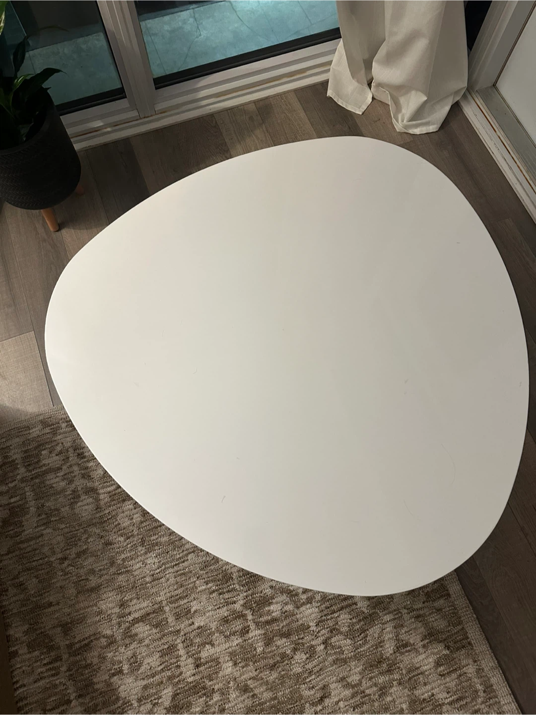 White Modern Coffee Table - photo 3