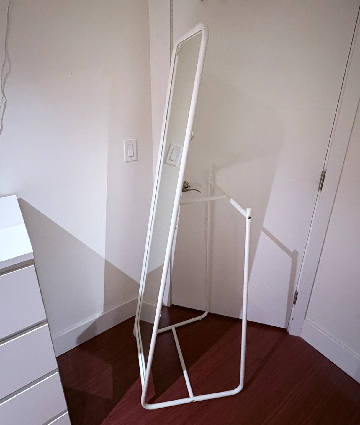 White Standing Mirror with Rack - photo 2