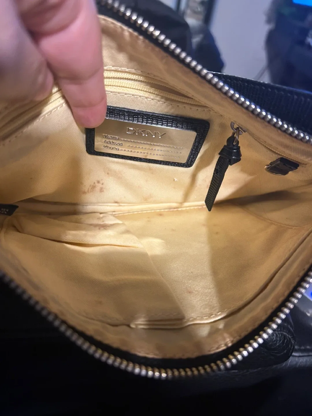 DKNY Black Shoulder Bag image indicator(5)