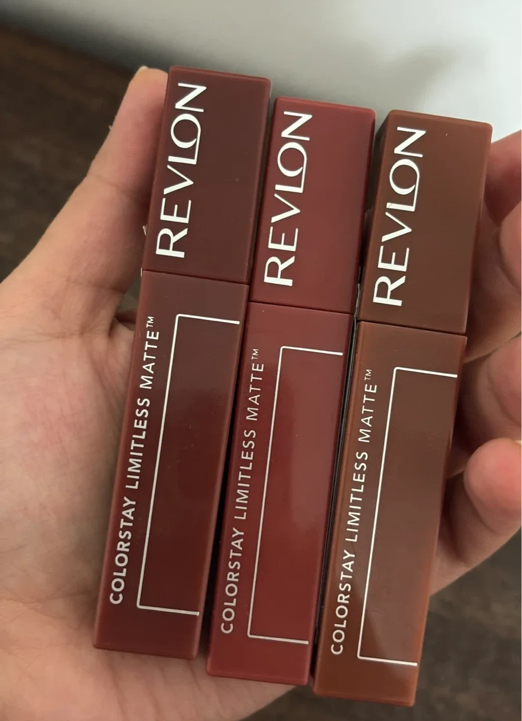 Revlon Lipsticks image indicator(2)