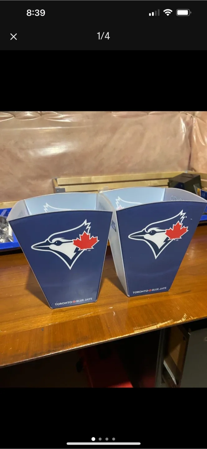 Toronto Blue Jays Popcorn Buckets (Set of 2) thumbnail