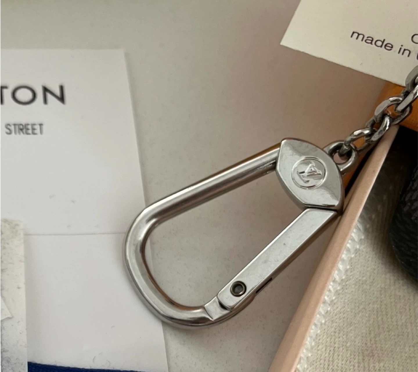 Louis Vuitton Damier Graphite Key Pouch - photo 5