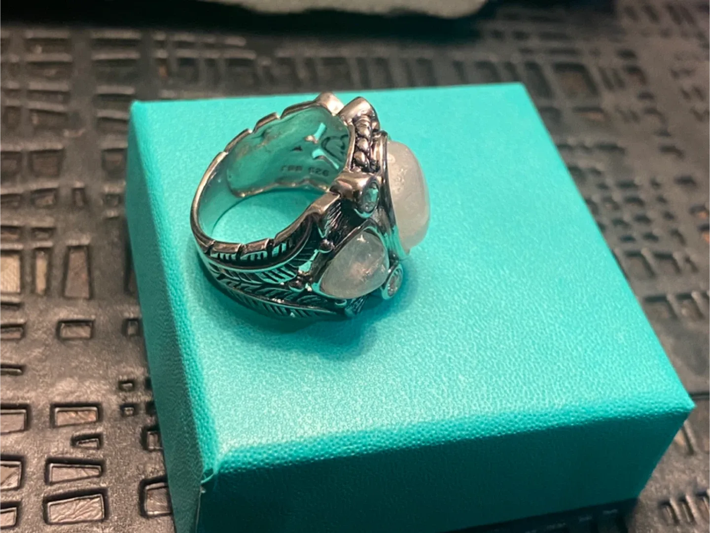 Silver Moonstone Ring image indicator(2)