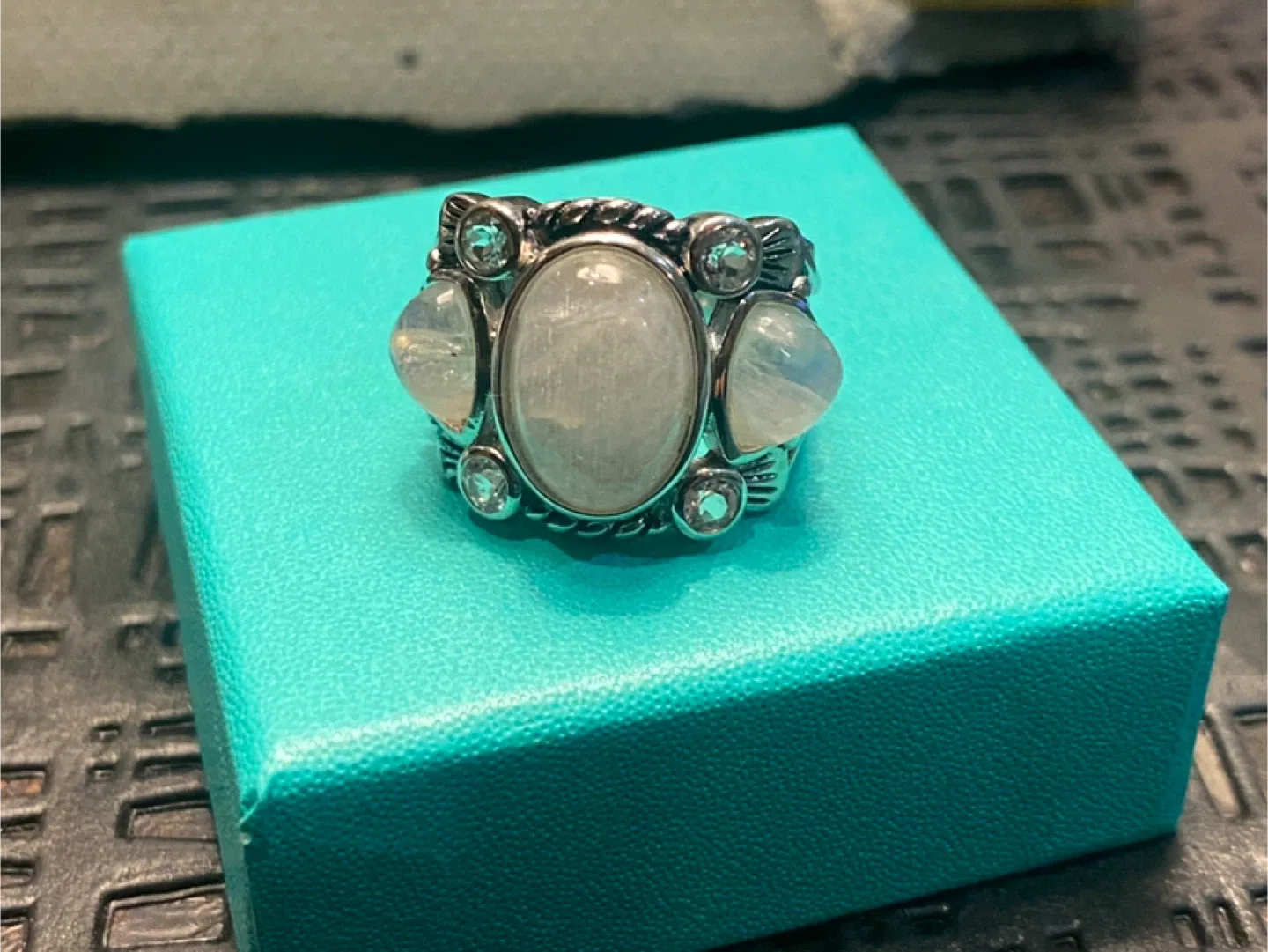 Silver Moonstone Ring image indicator(3)