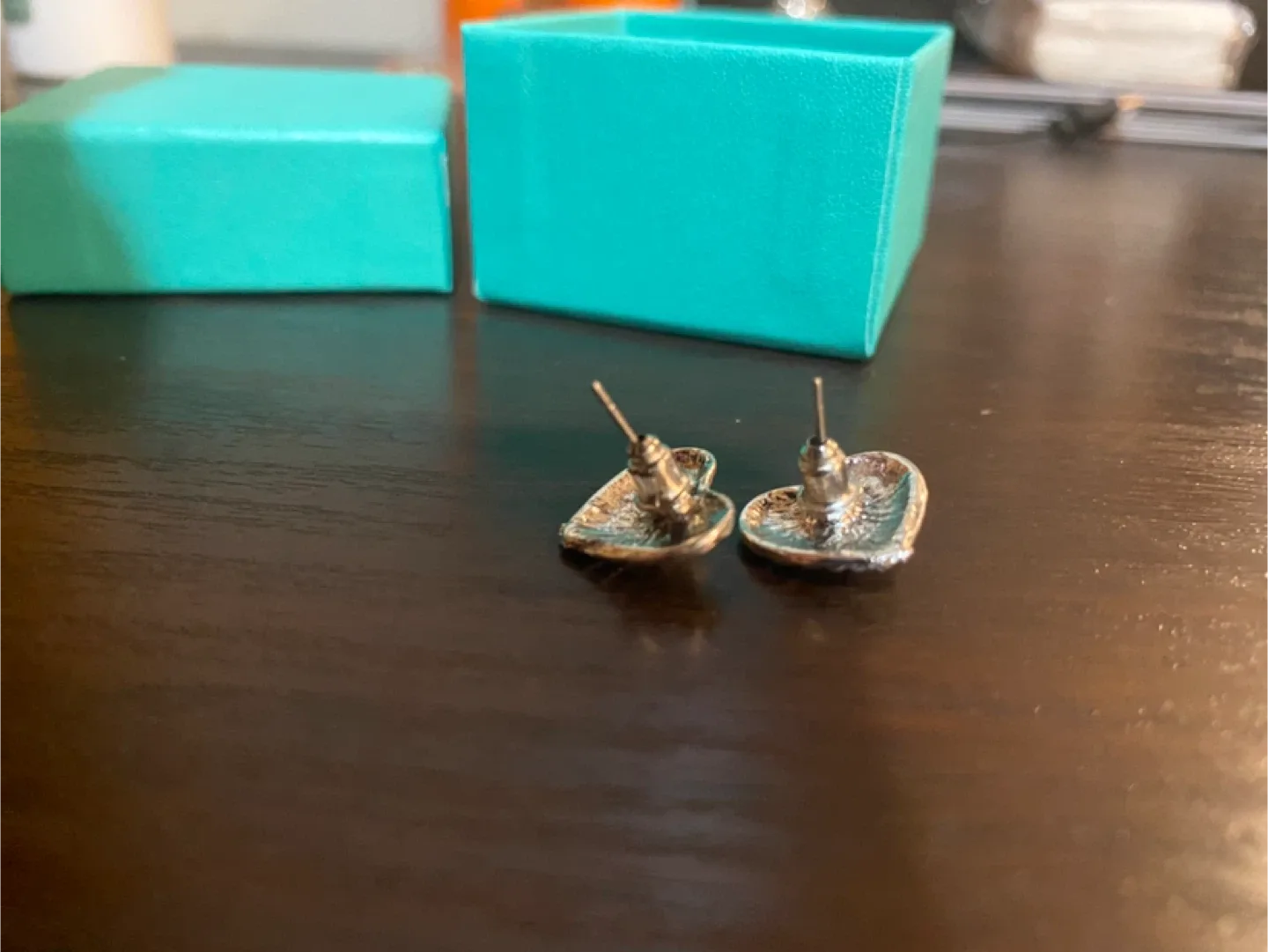 Silver Heart Earrings image indicator(3)