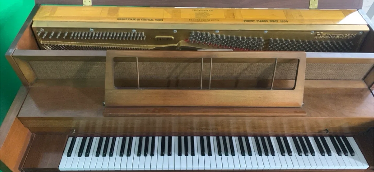Heintzman Upright Grand Piano image indicator(3)