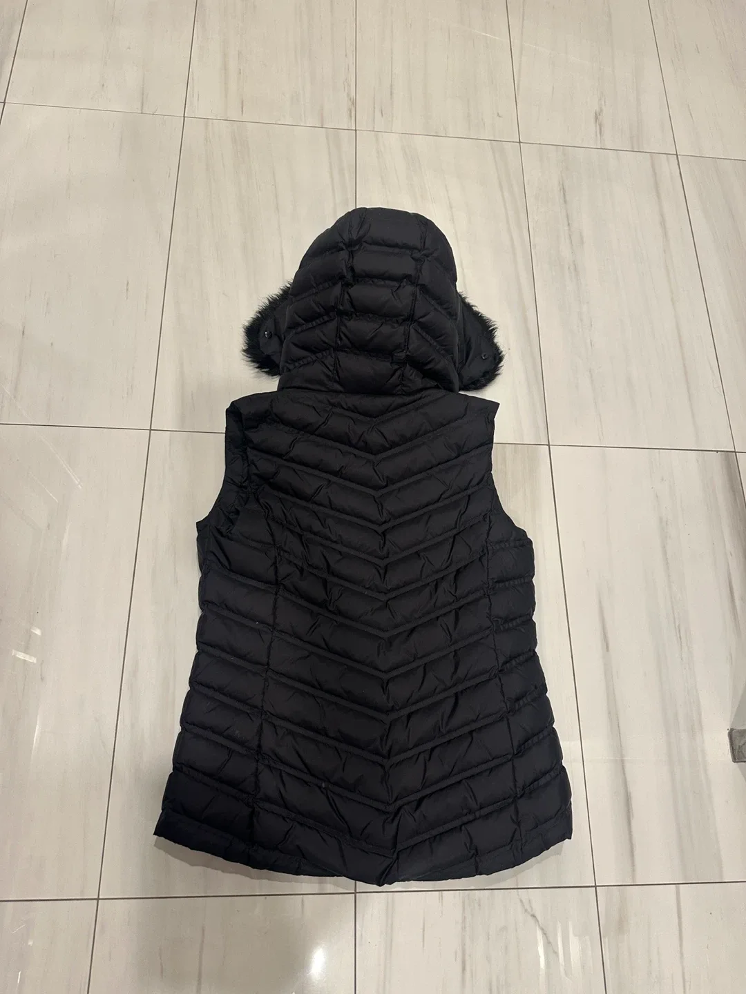 Eddie Bauer Black Down Vest with Hood image indicator(2)