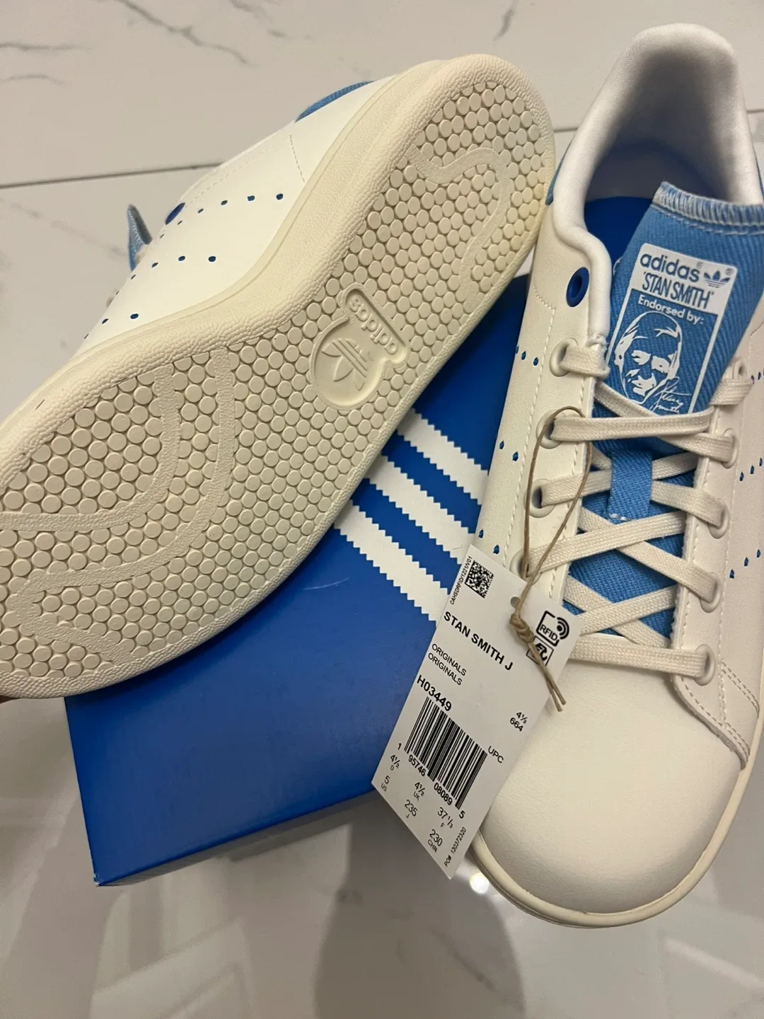 Adidas Stan Smith J - Size 5 (Youth) image indicator(3)