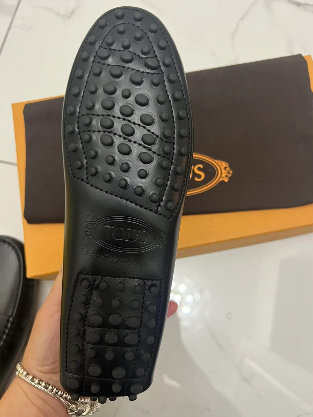 Tod's Black Leather Loafers Size 35.5 image indicator(2)