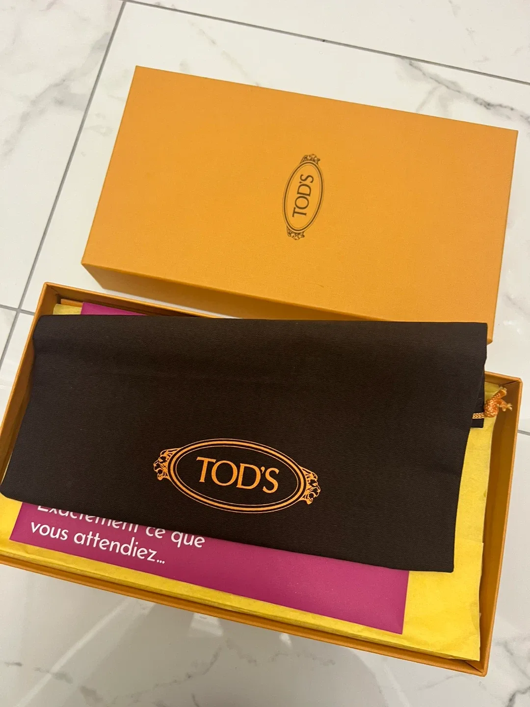 Tod's Black Leather Loafers Size 35.5 image indicator(4)