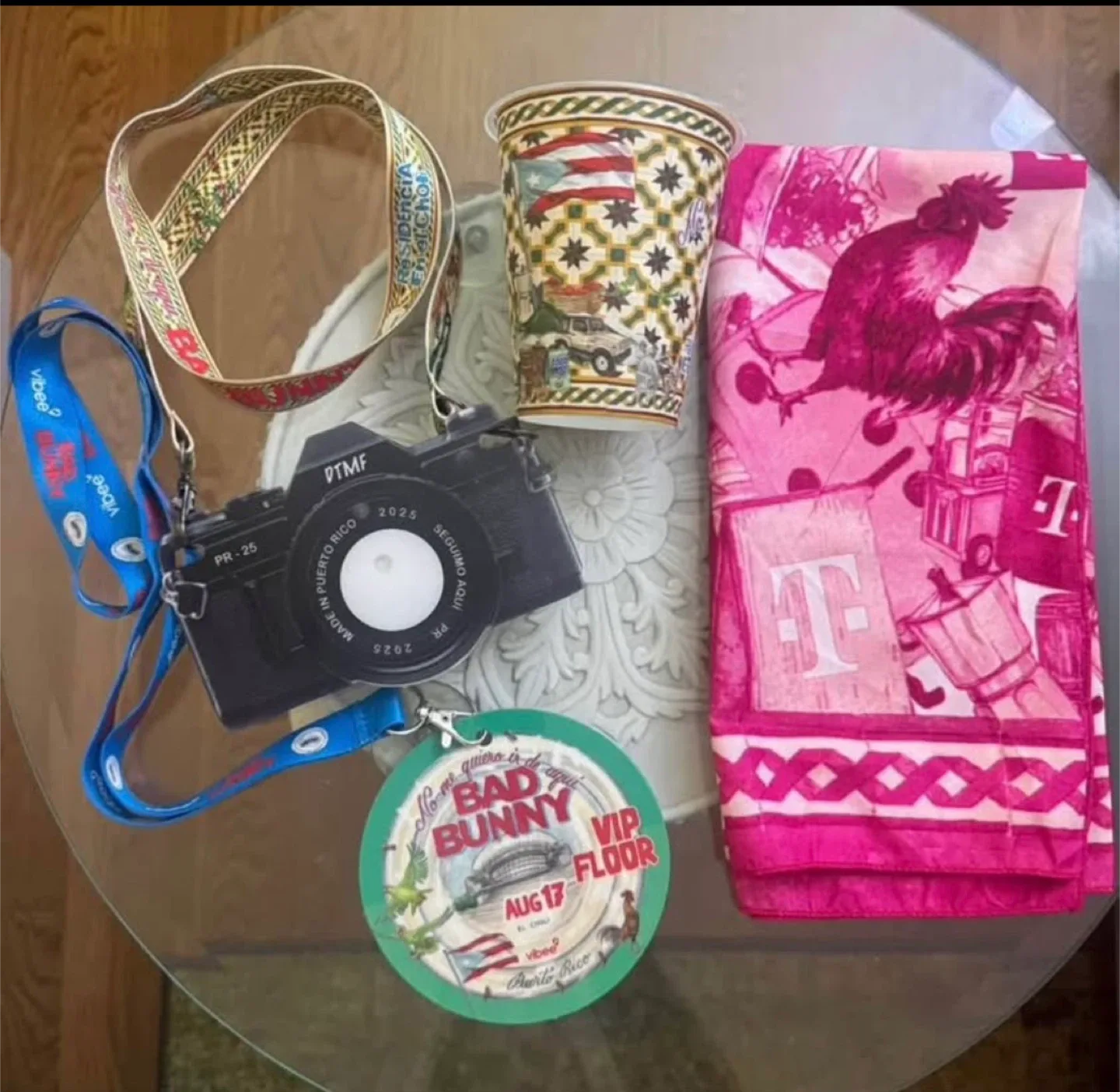 Bad Bunny Gift Bag VIP Exclusive READ description image indicator(4)