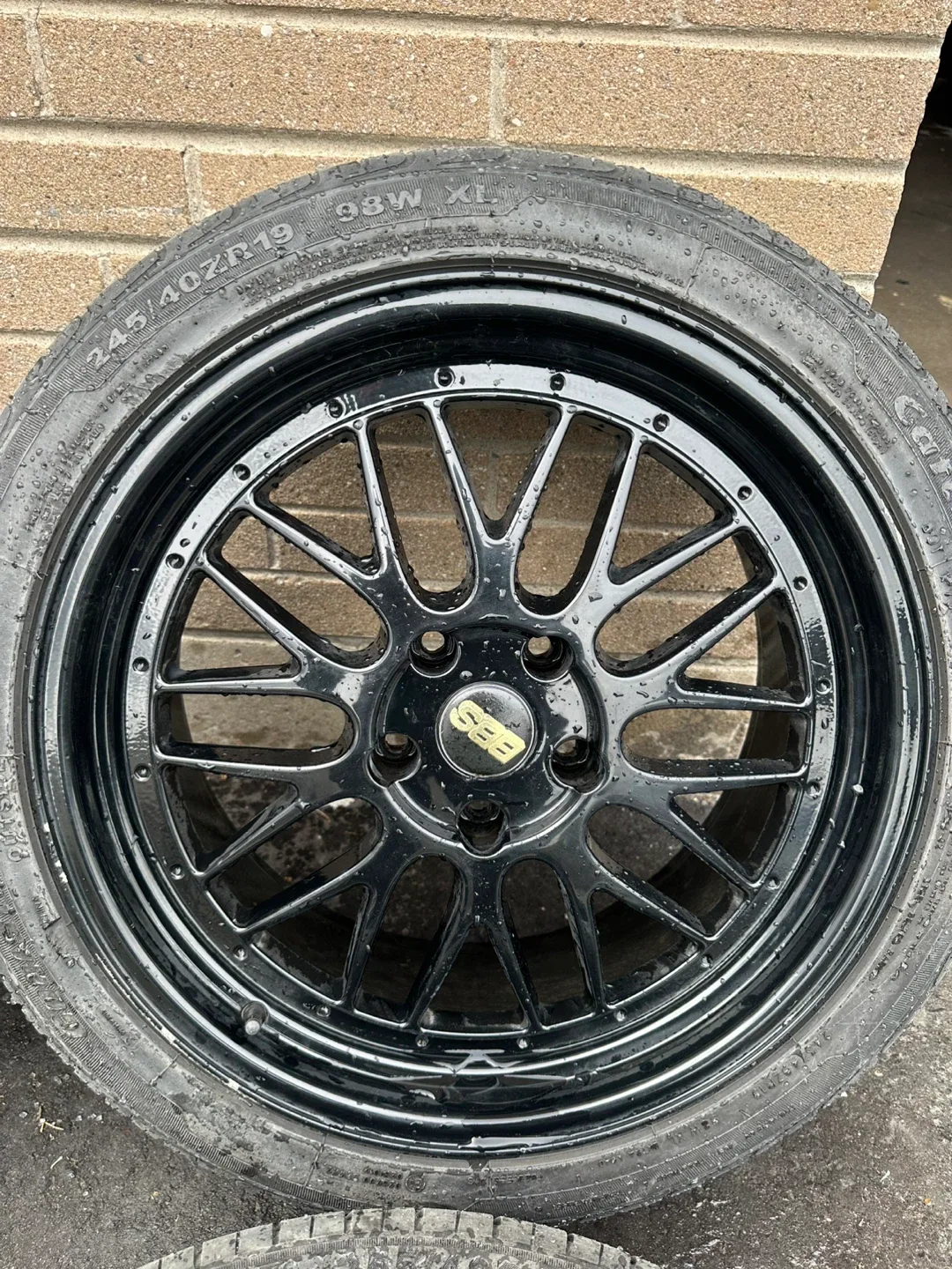 BBS 245/40ZR19 98W XL Wheels - Set of 4 image indicator(3)