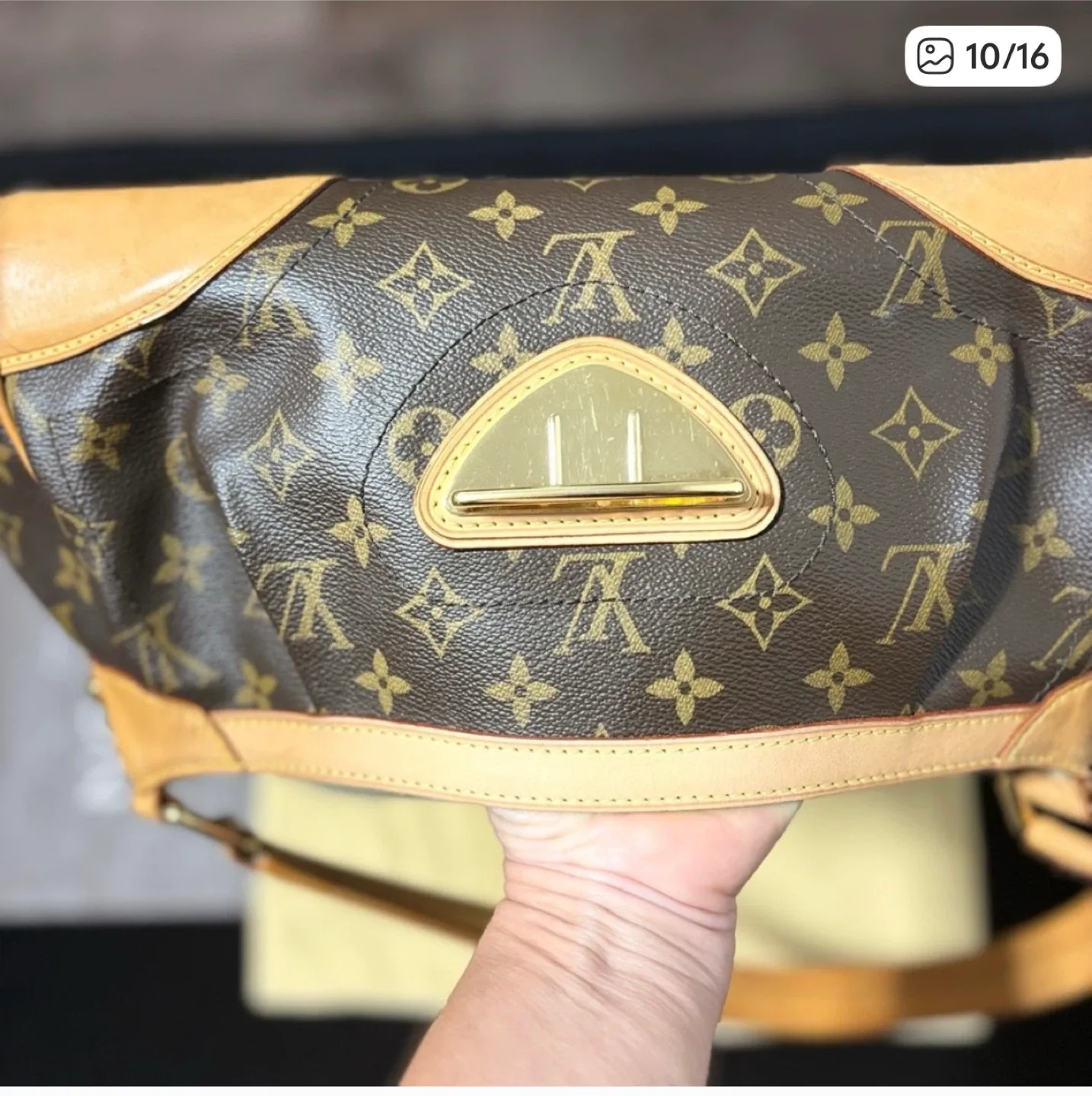 Louis Vuitton Monogram Canvas Shoulder Bag image indicator(8)
