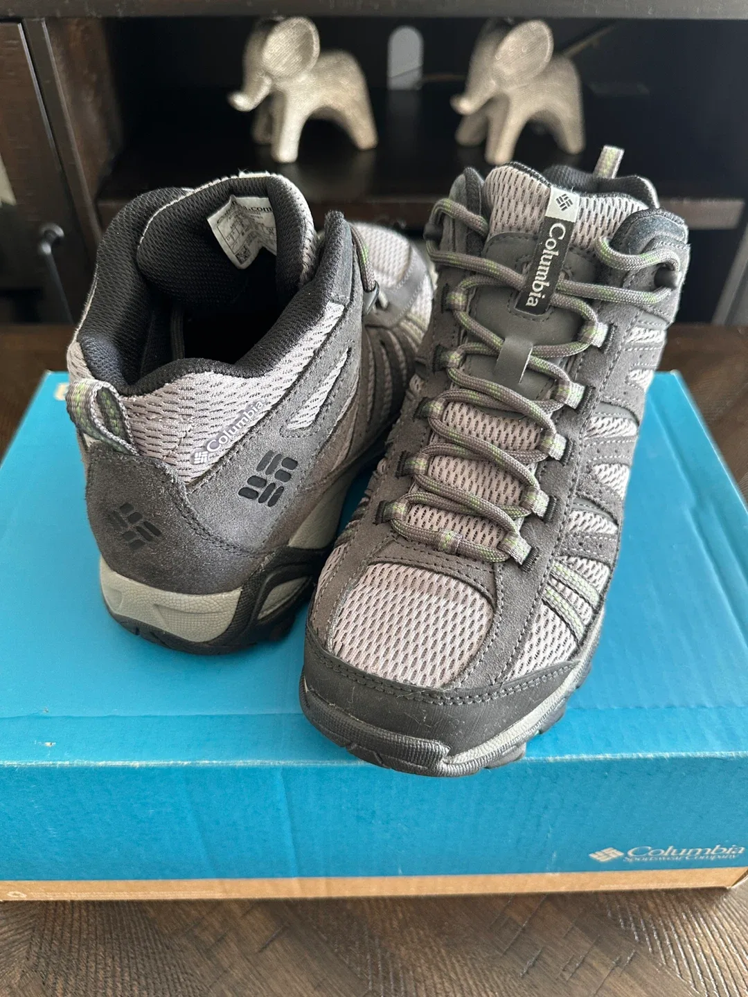 Columbia Charter Oak Mid Waterproof Hiking Boots - Men's 7 image indicator(2)