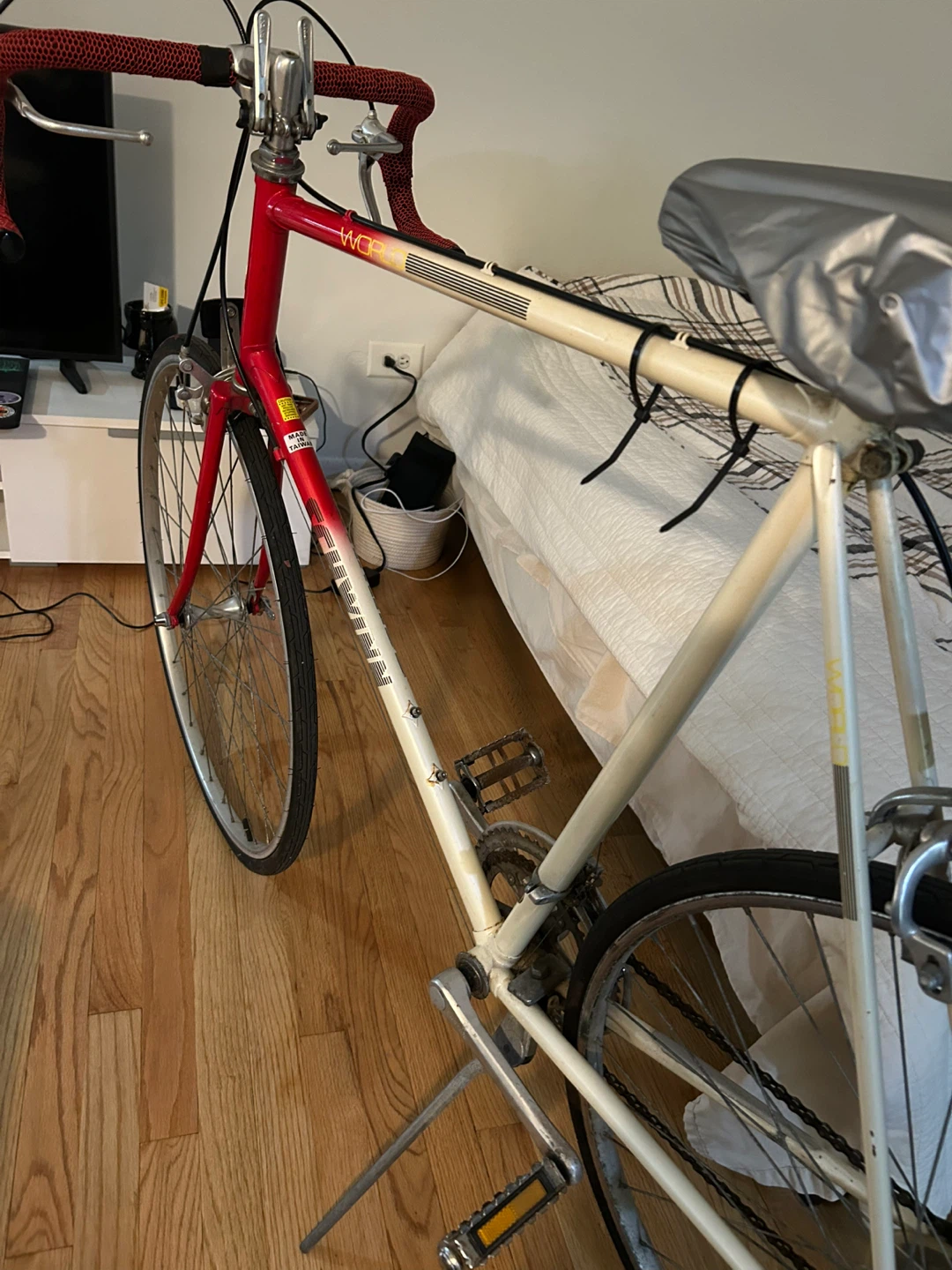 Schwinn World Sport Road Bike - photo 2