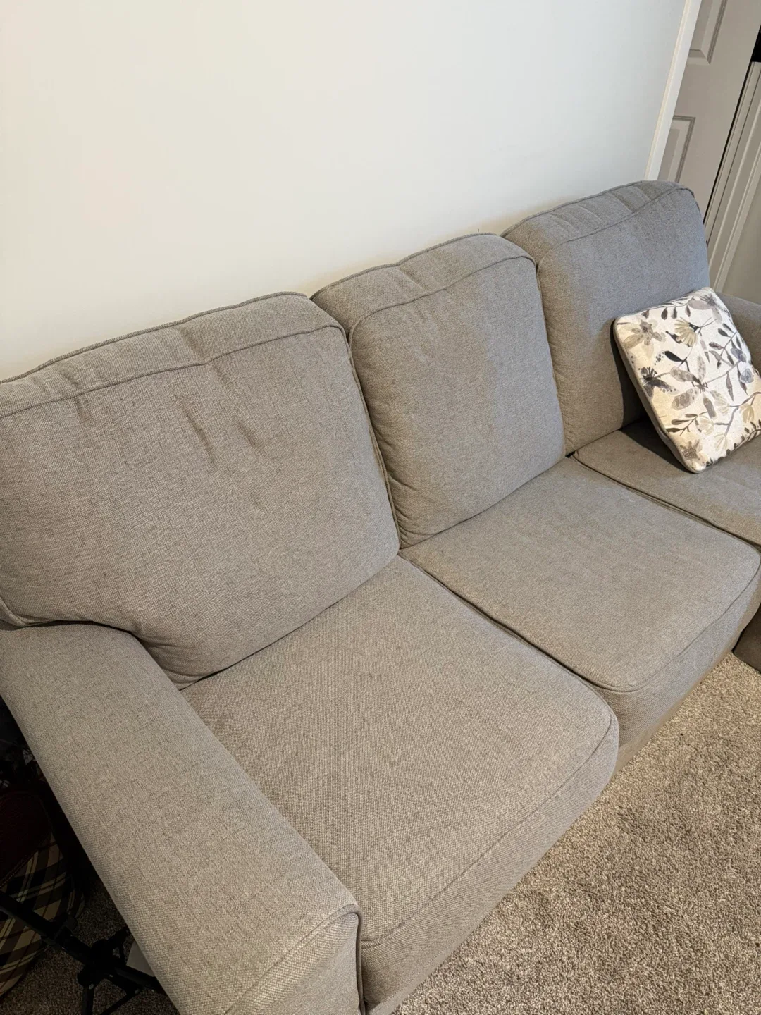 Grey Sectional Sofa with Chaise Lounge image indicator(2)