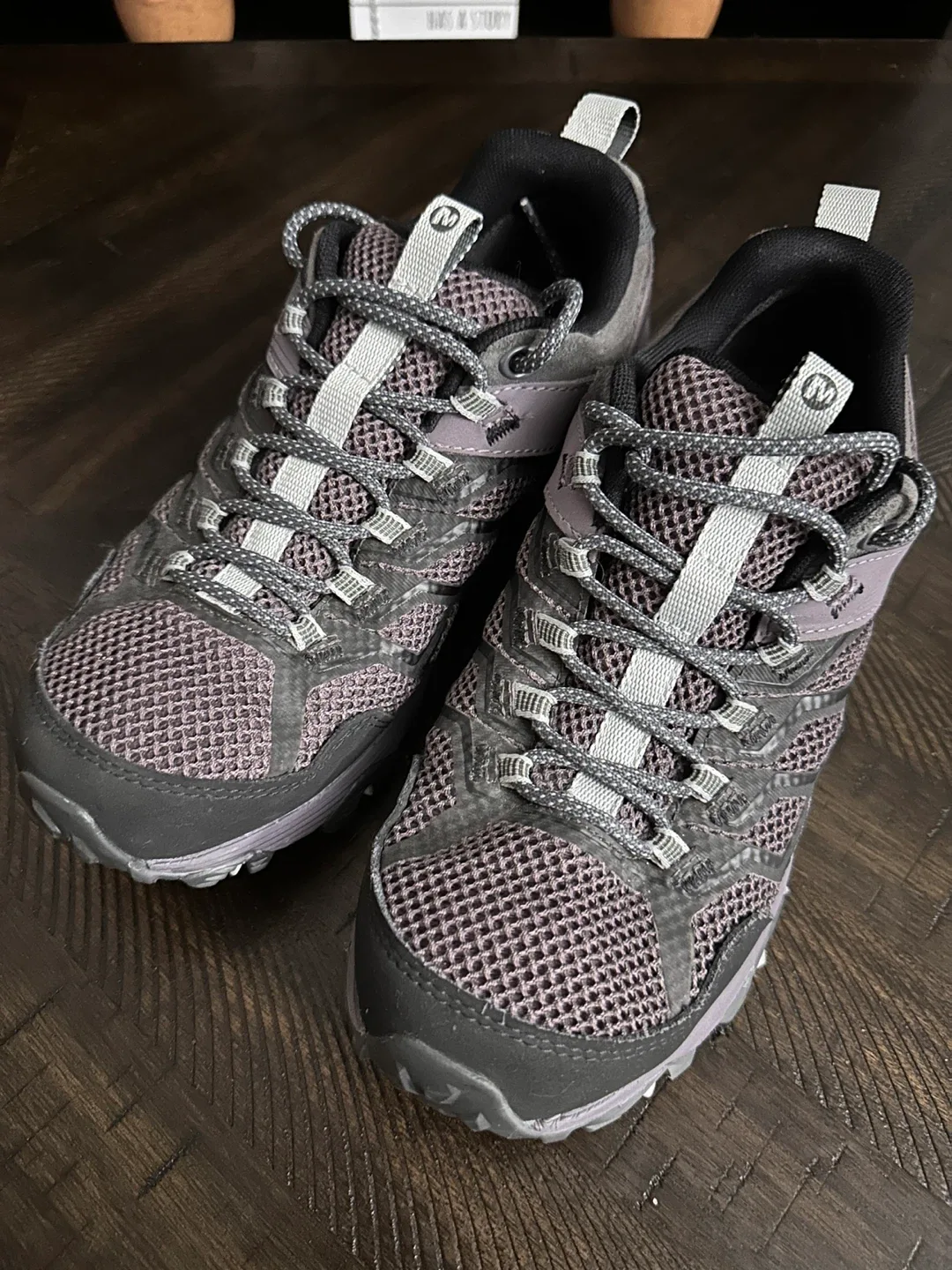 Merrell J77468 Women's Hiking Shoes - Size 7.5 image indicator(2)