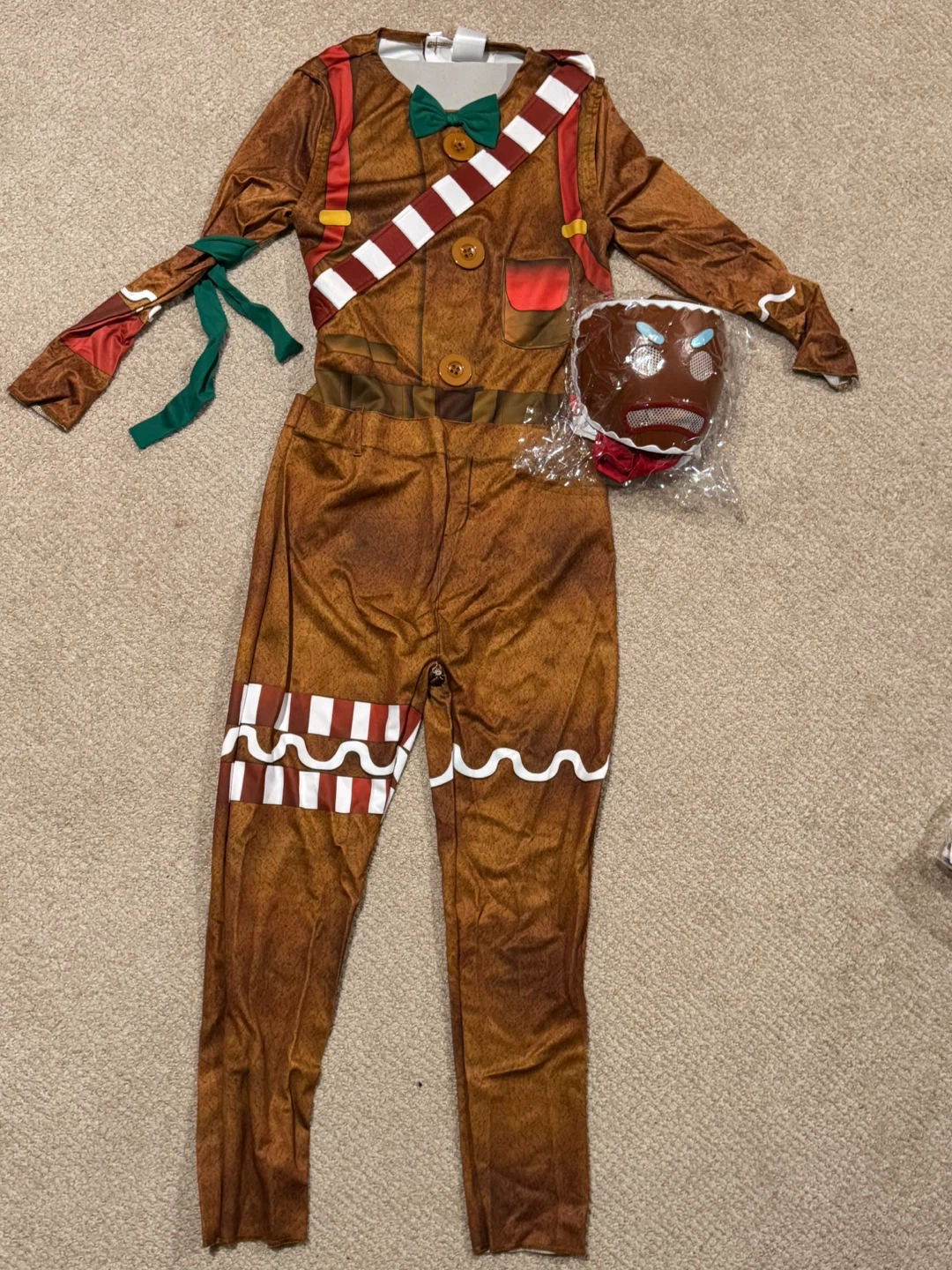 Fortnite Merry Marauder Youth Costume (Size XL) - photo 3
