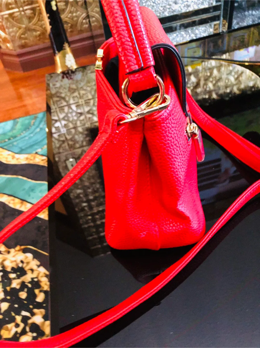 Gomelly Red Leather Shoulder Bag image indicator(4)