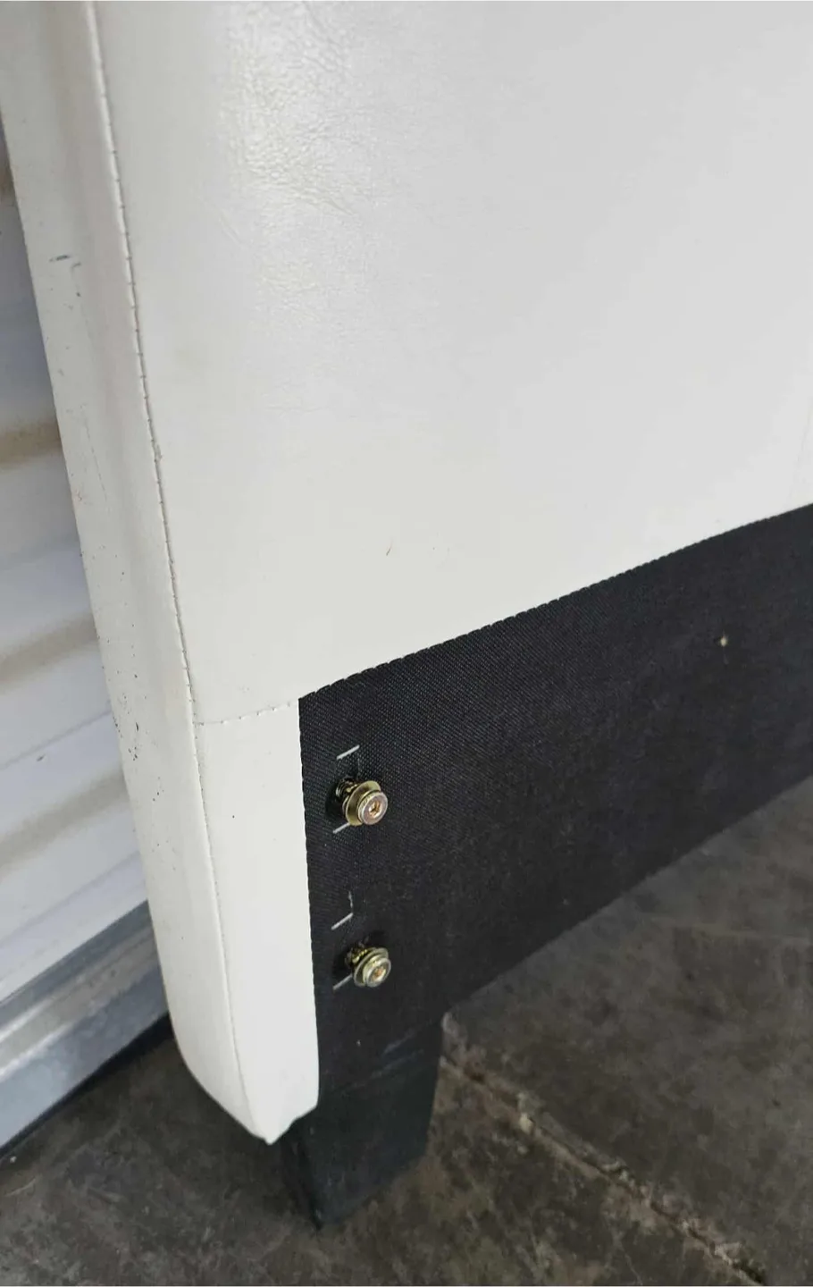 White vinyl double size head board image indicator(2)