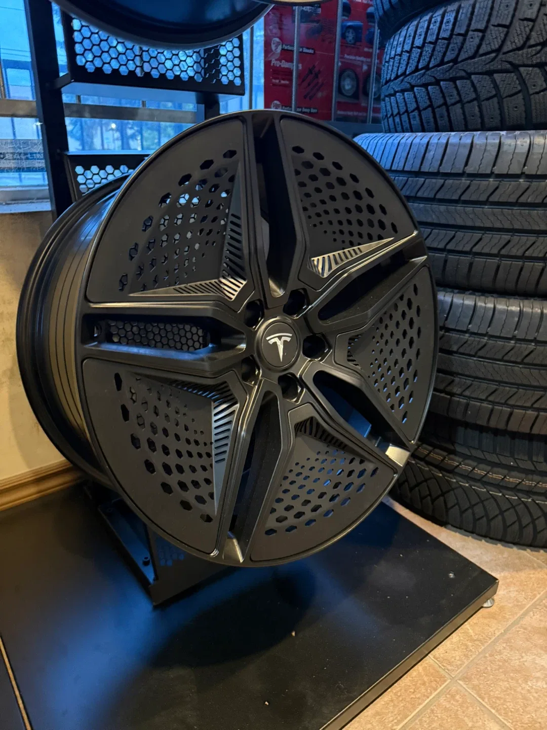 Tesla Model Y perfect fit 19” rims image indicator(2)