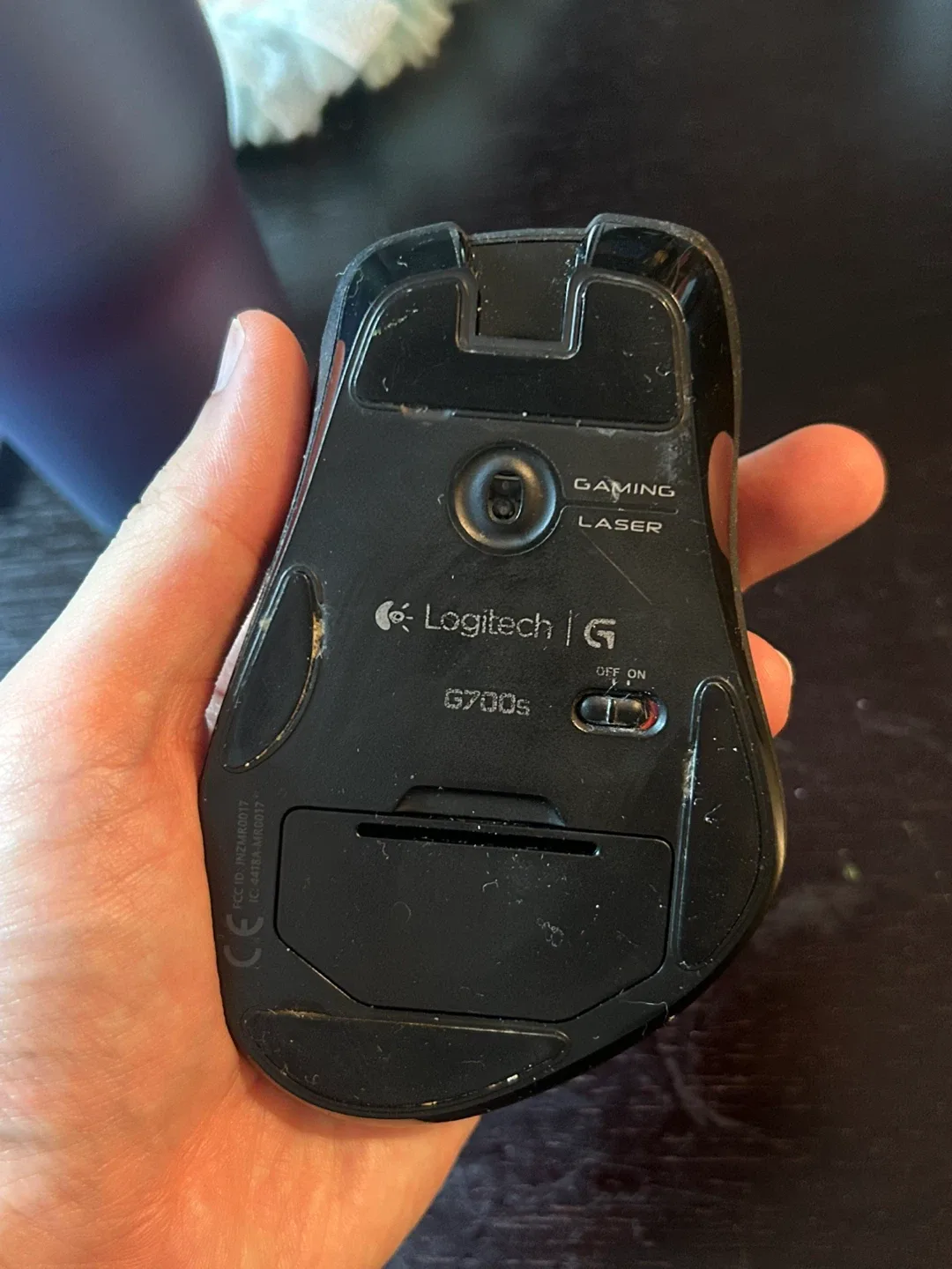Logitech G700s Gaming Mouse image indicator(2)