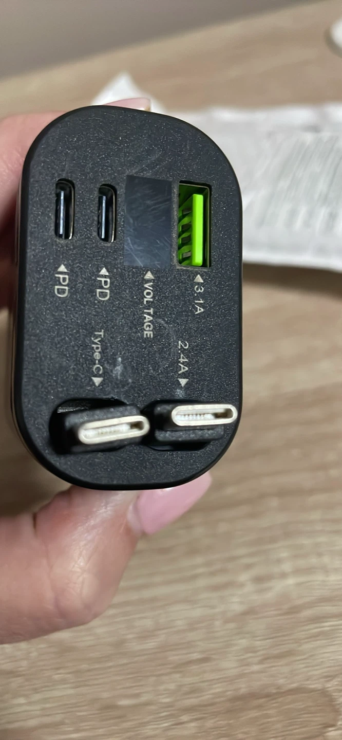 Car Charger with USB-C and USB-A Ports