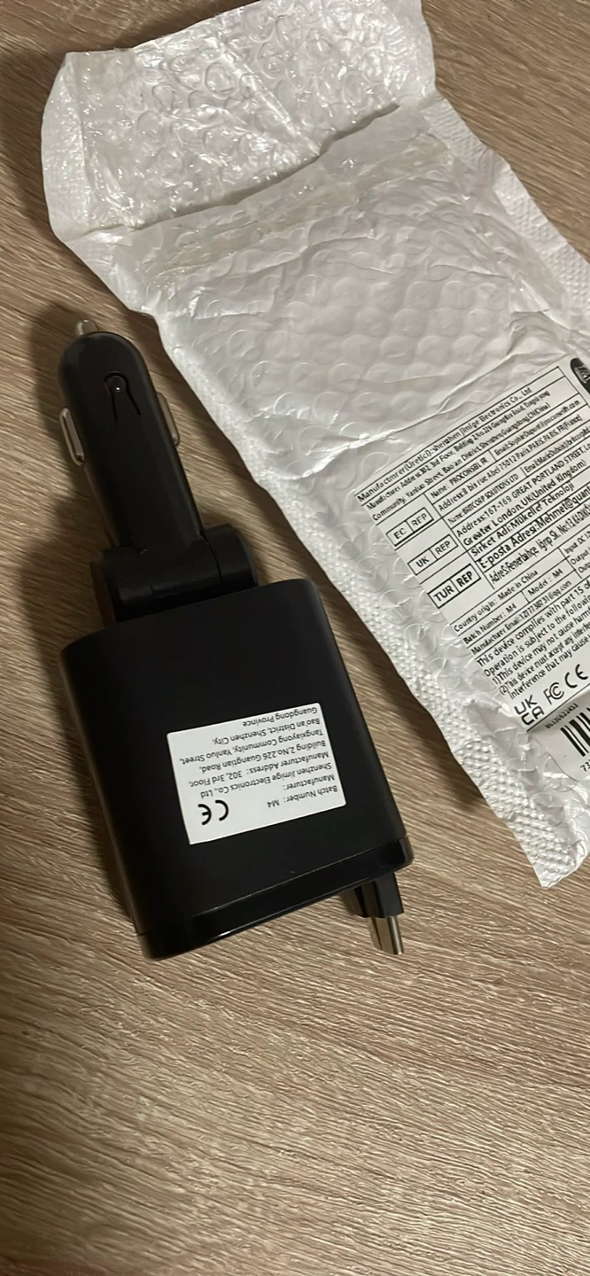 Car Charger with USB-C and USB-A Ports - photo 3