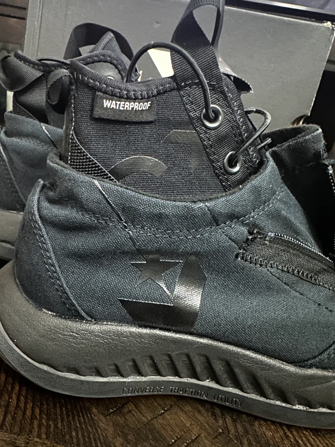 Converse Utility Hi Waterproof - Men's 6 / Women's 7.5 image indicator(3)