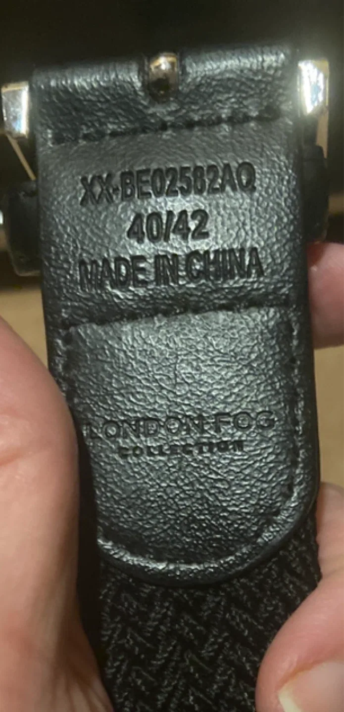 London Fog Collection Black Belt - Size 40/42 image indicator(3)